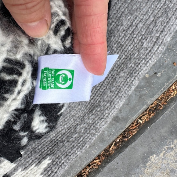 JCREW Wool, Alpaca blend sweater Large - Picture 6 of 9